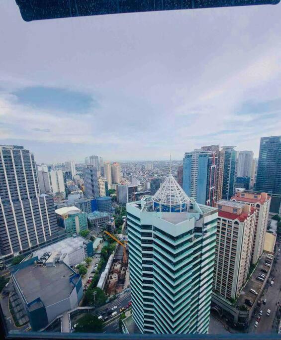 Air Residences Makati - Fully Furnished Condo With Skyline Views! Manila Kültér fotó